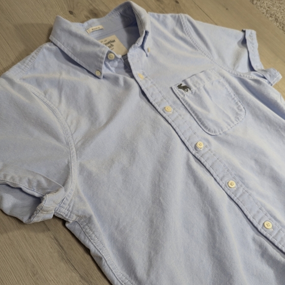 Abercrombie & Fitch mens L button up denim muscle shirt - Picture 3 of 6